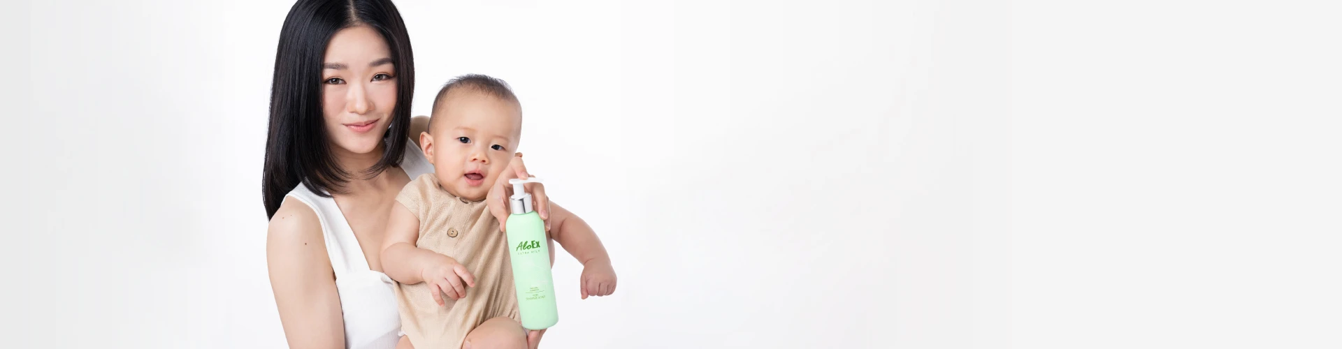 AloEx Extra Mild Shampoo แชมพูสูตรอ่อนโยนสำหรับผู้มีปัญหาผมขาดร่วง หนังศีรษะบอบบาง