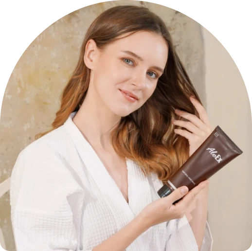 Model with AloEx hair mask